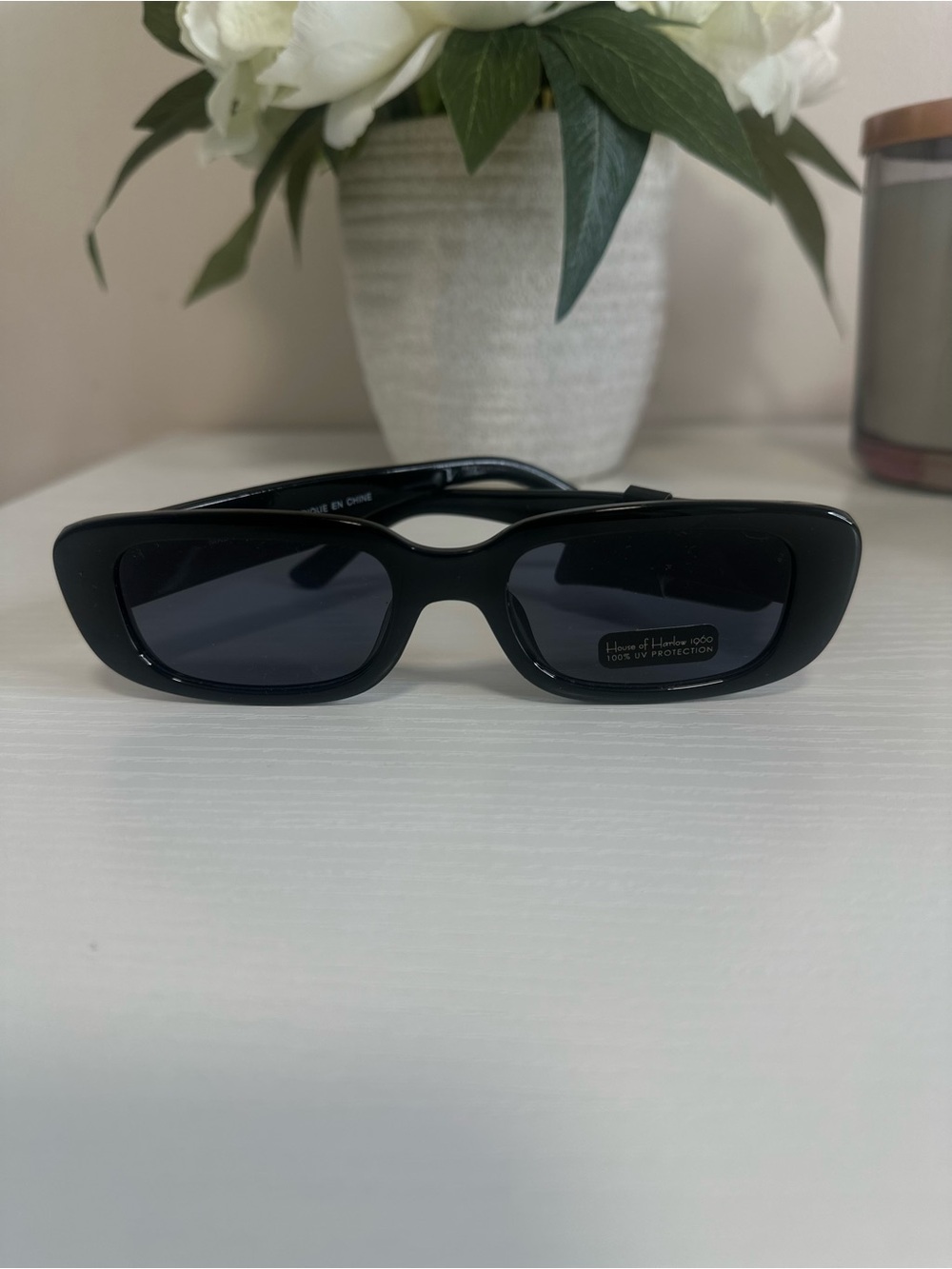 House of Harlow 1960 Black Rectangular Sunglasses